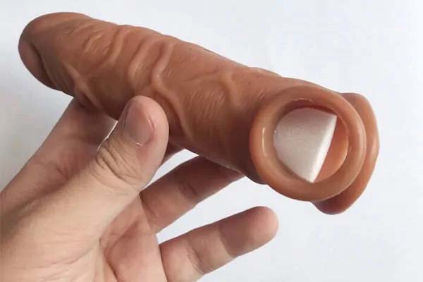 Chất liệu mềm mại, cùng những đường gân siêu kích thích Chất liệu mềm mại, cùng những đường gân siêu kích thích