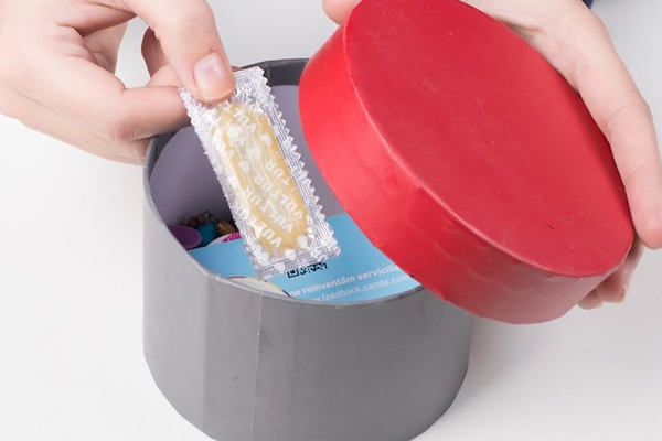 Nên bảo quản ở nơi khô ráo, thoáng mát, tránh ánh nắng trực tiếp và nhiệt độ cao Nên bảo quản ở nơi khô ráo, thoáng mát, tránh ánh nắng trực tiếp và nhiệt độ cao