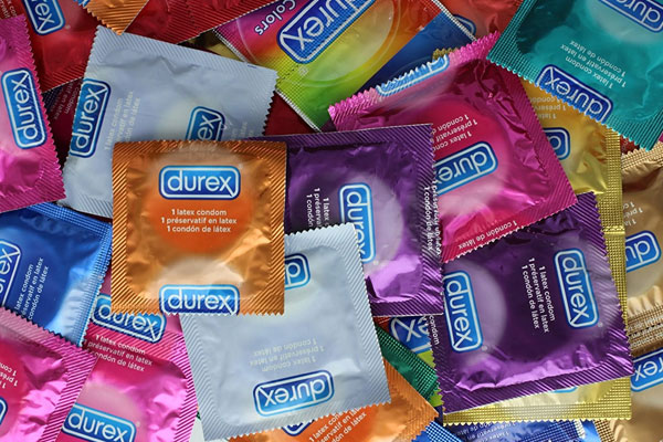 Durex là thương hiệu chuyên sản xuất và phân phối bao cao su uy tín toàn thế giới