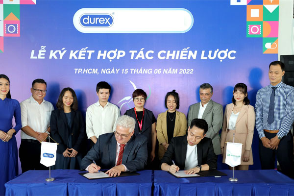 Nhập khẩu chính ngạch từ các thương hiệu quốc tế là hình thức phổ biến Nhập khẩu chính ngạch từ các thương hiệu quốc tế là hình thức phổ biến